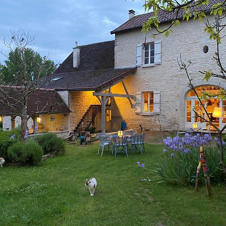 Le prieuré de Sainte Vertu Exterior foto